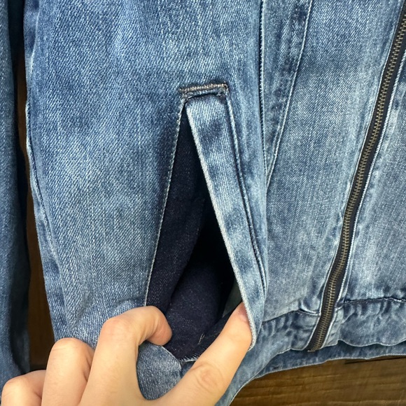 The Tubbo Moment Denim Jacket with Sherpa Lining - Picture 6 of 10